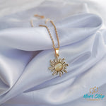 Cargar imagen en el visor de la galería, Collar trendy sol
