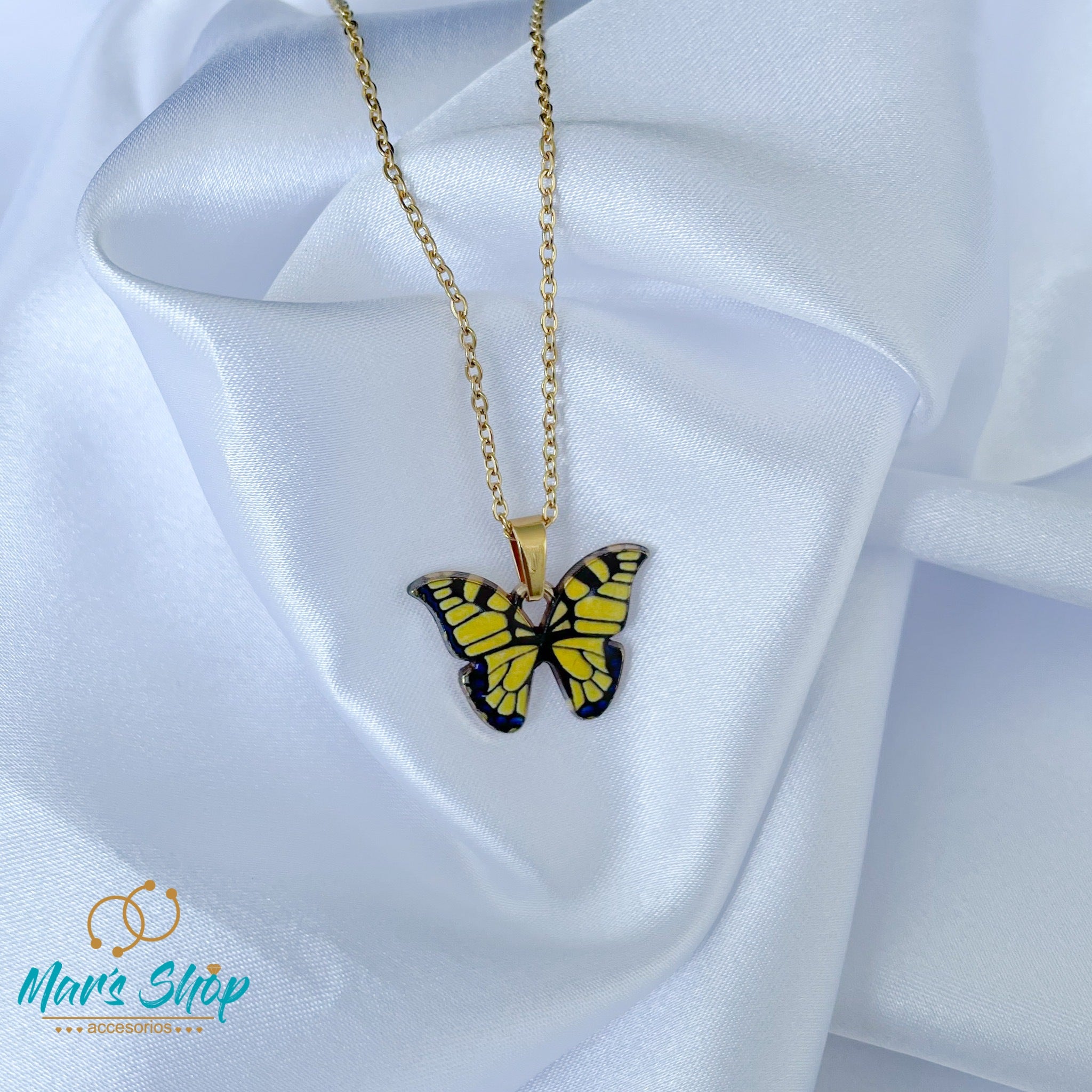 Collar mariposa new color