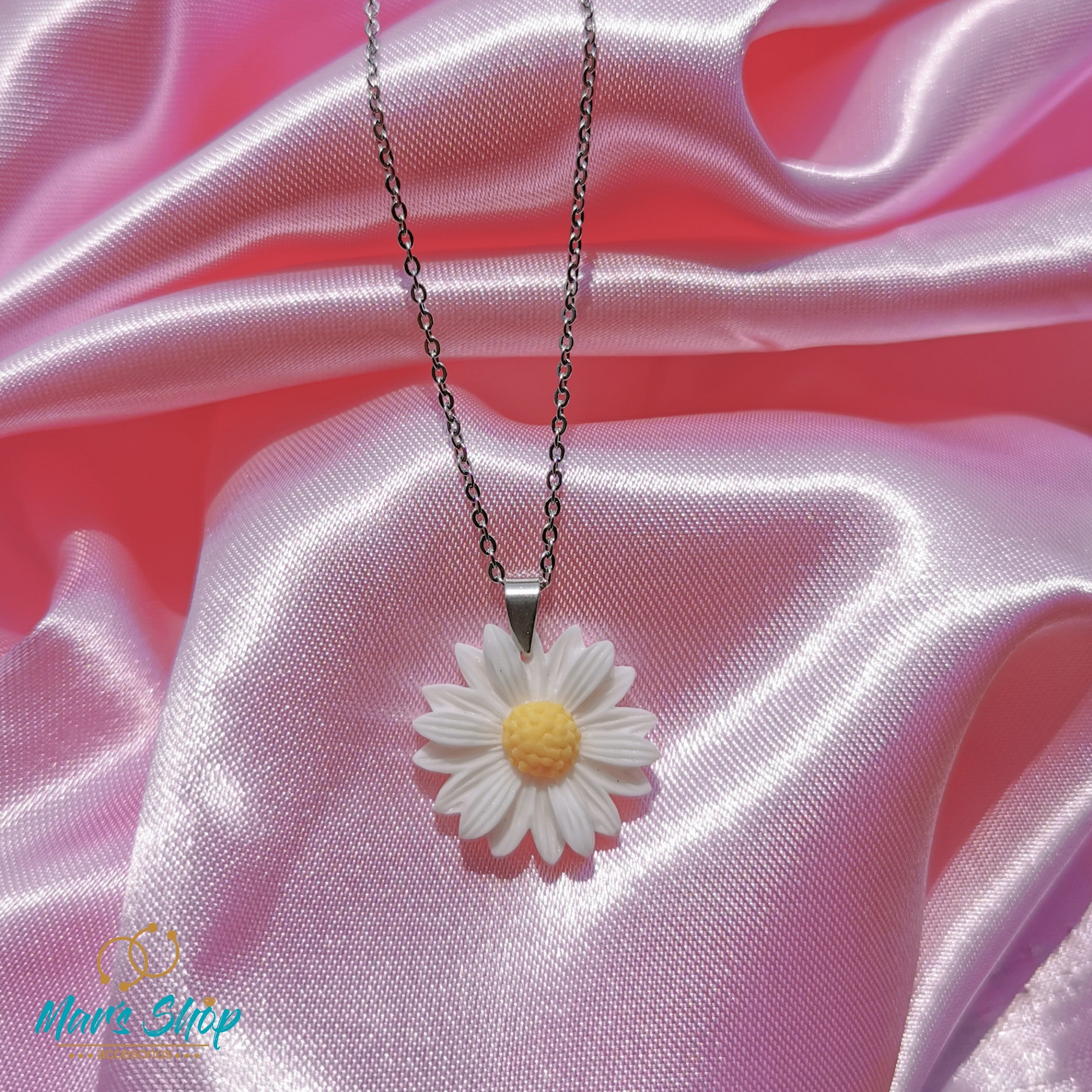 Collar margarita pequeño