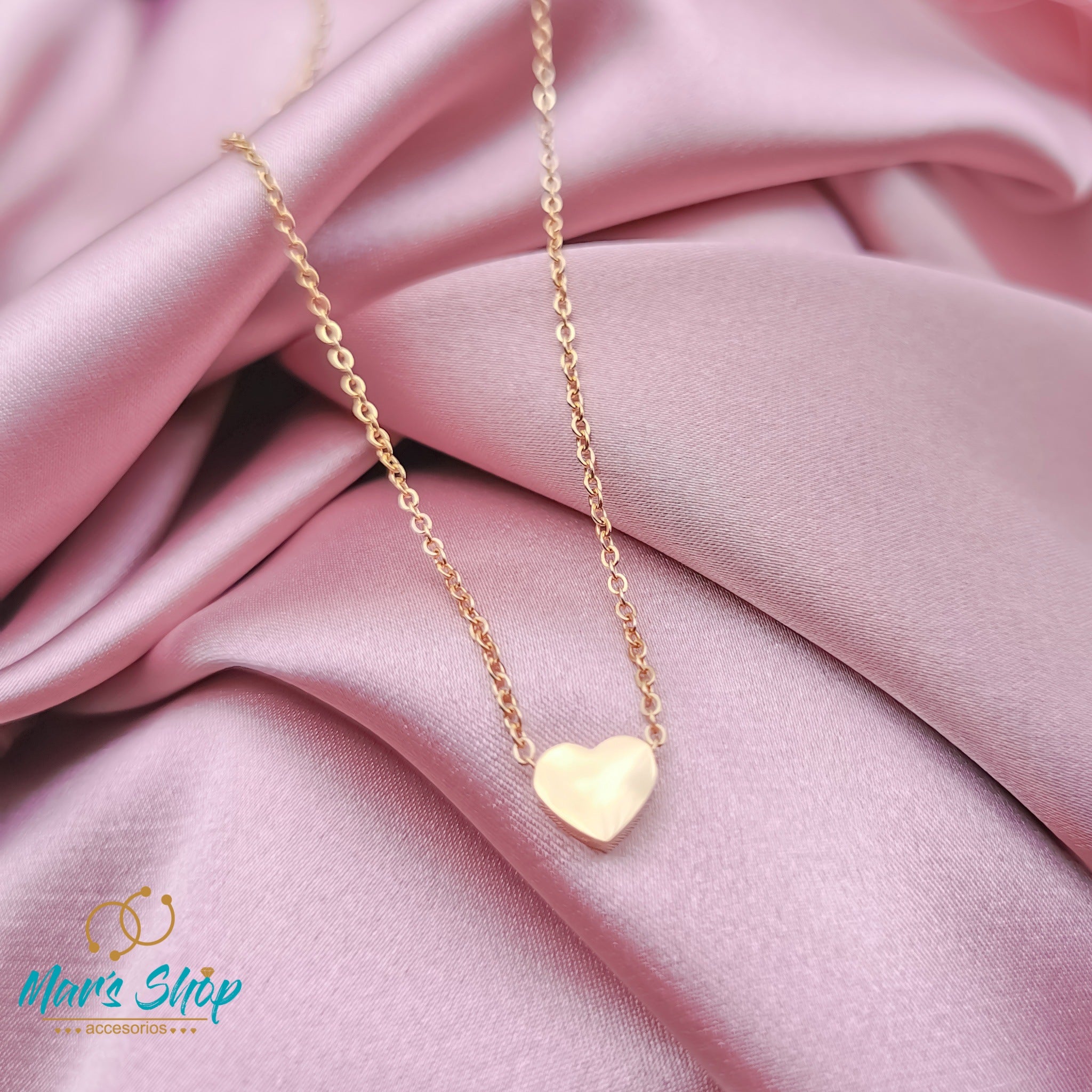 Collar trendy corazón