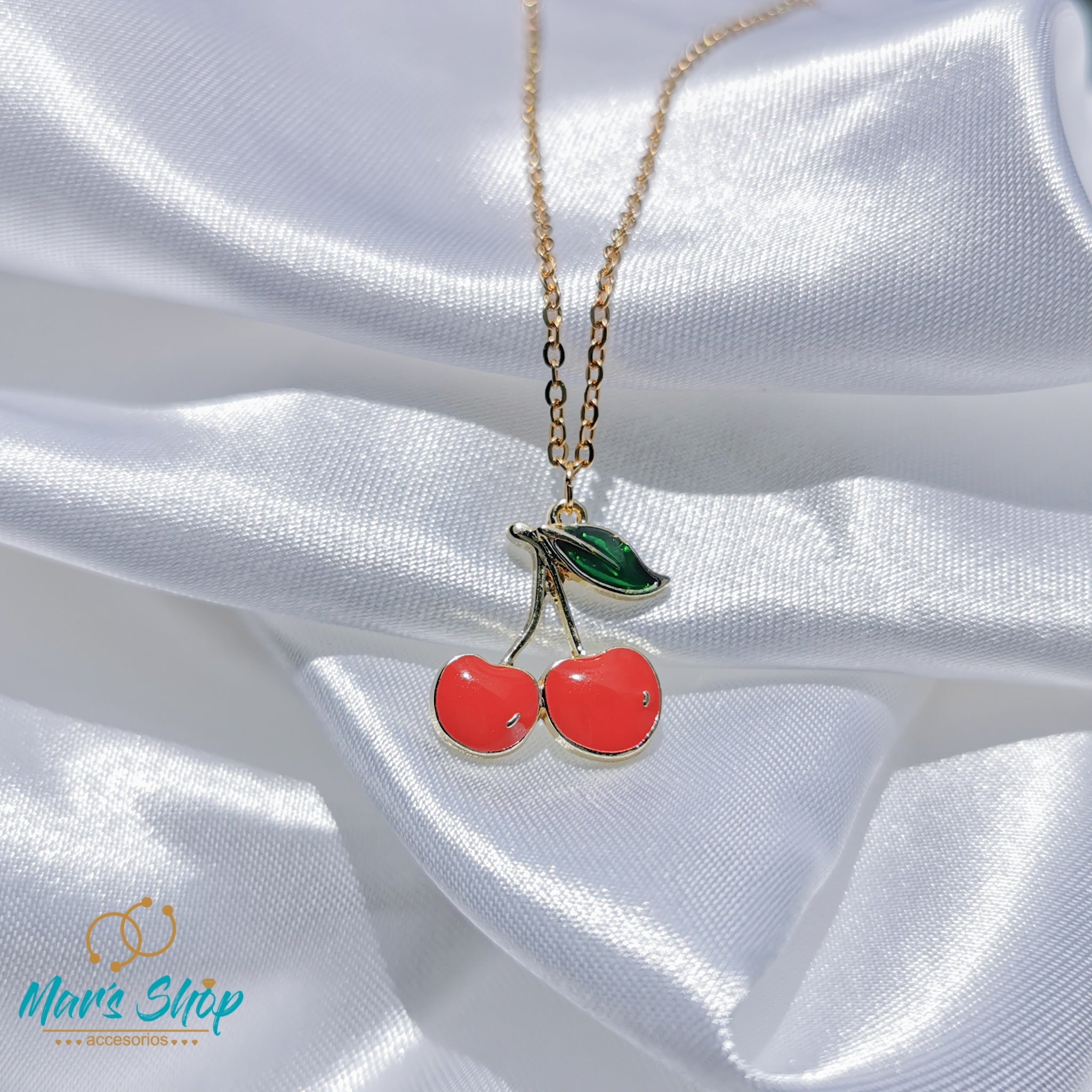 Collar trendy cereza