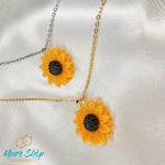 Cargar imagen en el visor de la galería, Collar girasol acero
