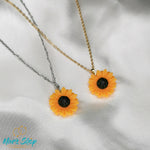 Cargar imagen en el visor de la galería, Collar girasol acero
